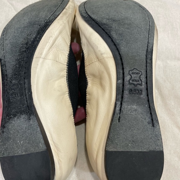 Tory Burch Caroline Flats - Picture 6 of 6